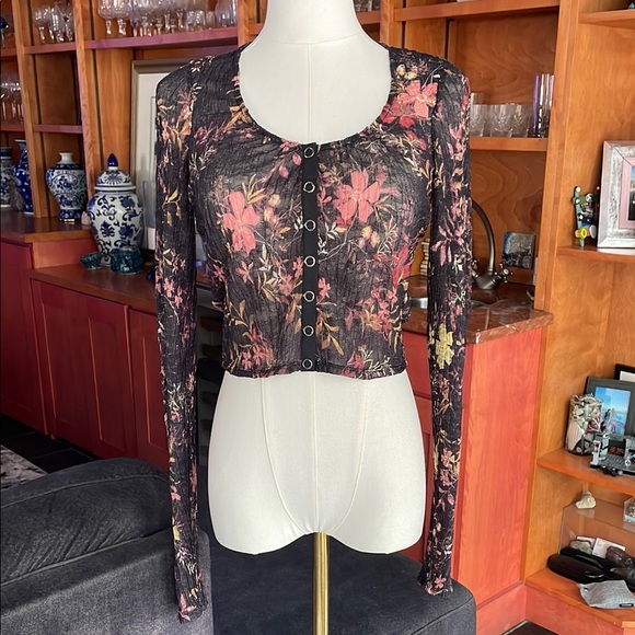 Free People Angelina Floral Long Sleeve Top - Black and Pink XS EUC - Picture 4 of 13